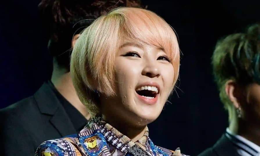 Jenyer Jenyer